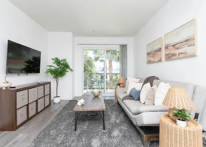 Hollywood Cozy Apartment